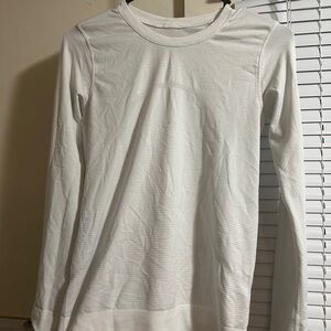 Lululemon swiftly White Long Sleeve Top size 4